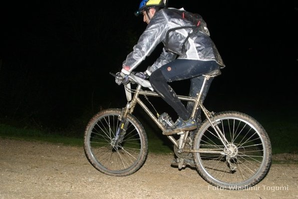 est06_et6_bttnoct_4737_wt