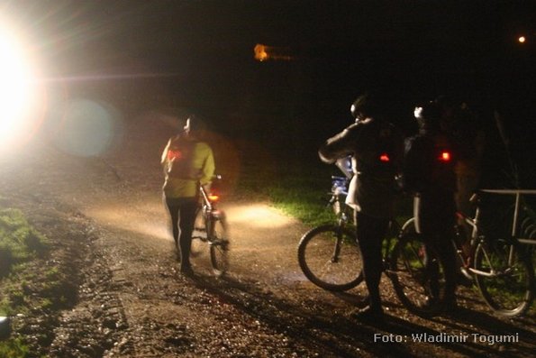 est06_et6_bttnoct_4739_wt