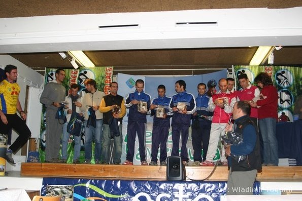 est06_premios_4999_wt_2lugar