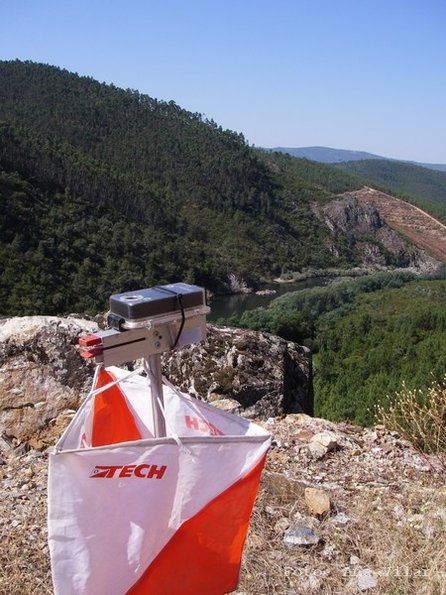 xis07_et2_btt_AV_3943